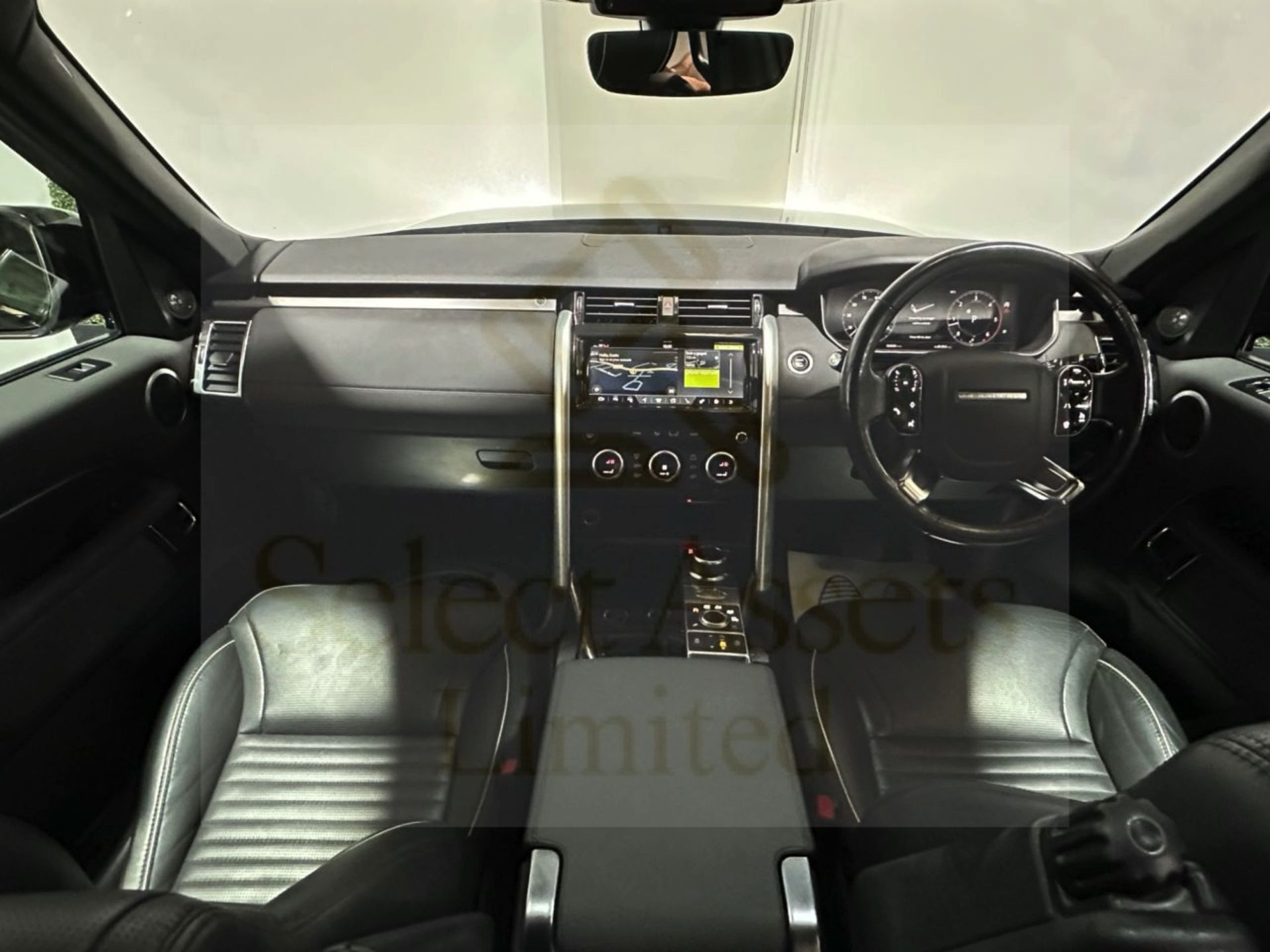 "RESERVE MET" Land Rover Discovery HSE Luxury Diesel Automatic - 7 Seater - 18 Reg - Only 84k Miles - Image 7 of 11