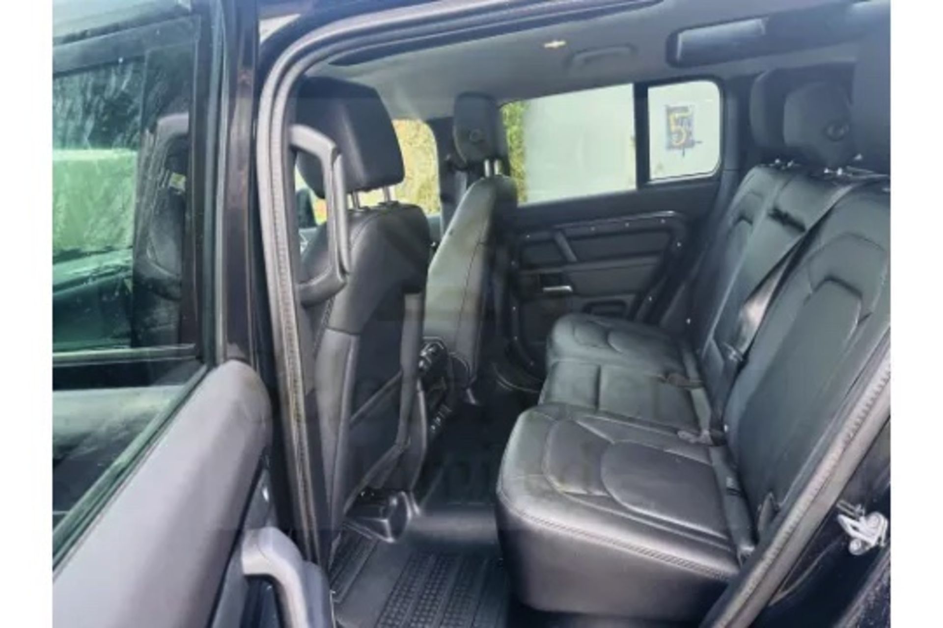 Land Rover Defender 110 3.0d AWD Mhev Automatic - All New 2025 Reg -1 Owner -Only 5k Miles -Pan Roof - Image 37 of 39