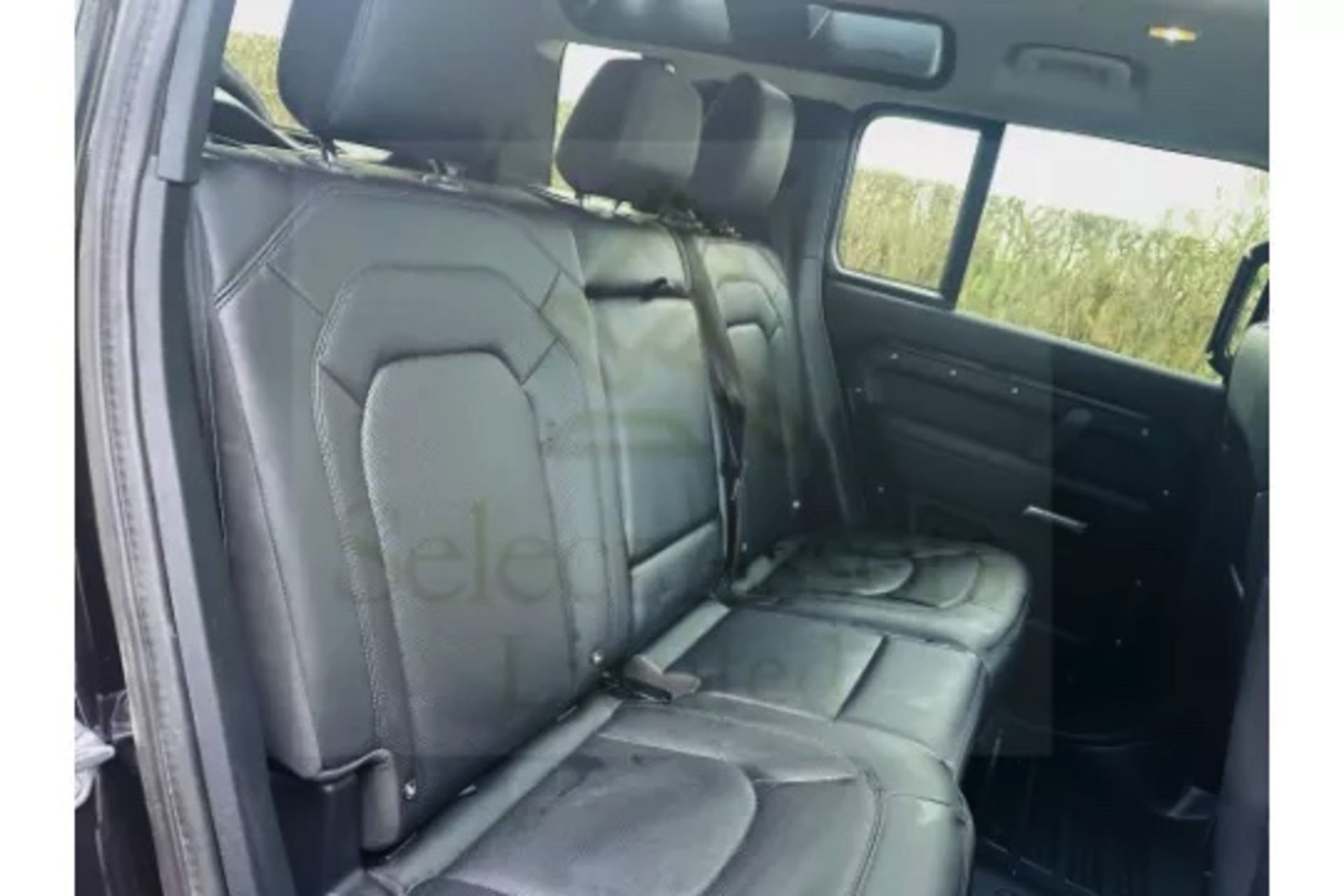 Land Rover Defender 110 3.0d AWD Mhev Automatic - All New 2025 Reg -1 Owner -Only 5k Miles -Pan Roof - Image 35 of 39