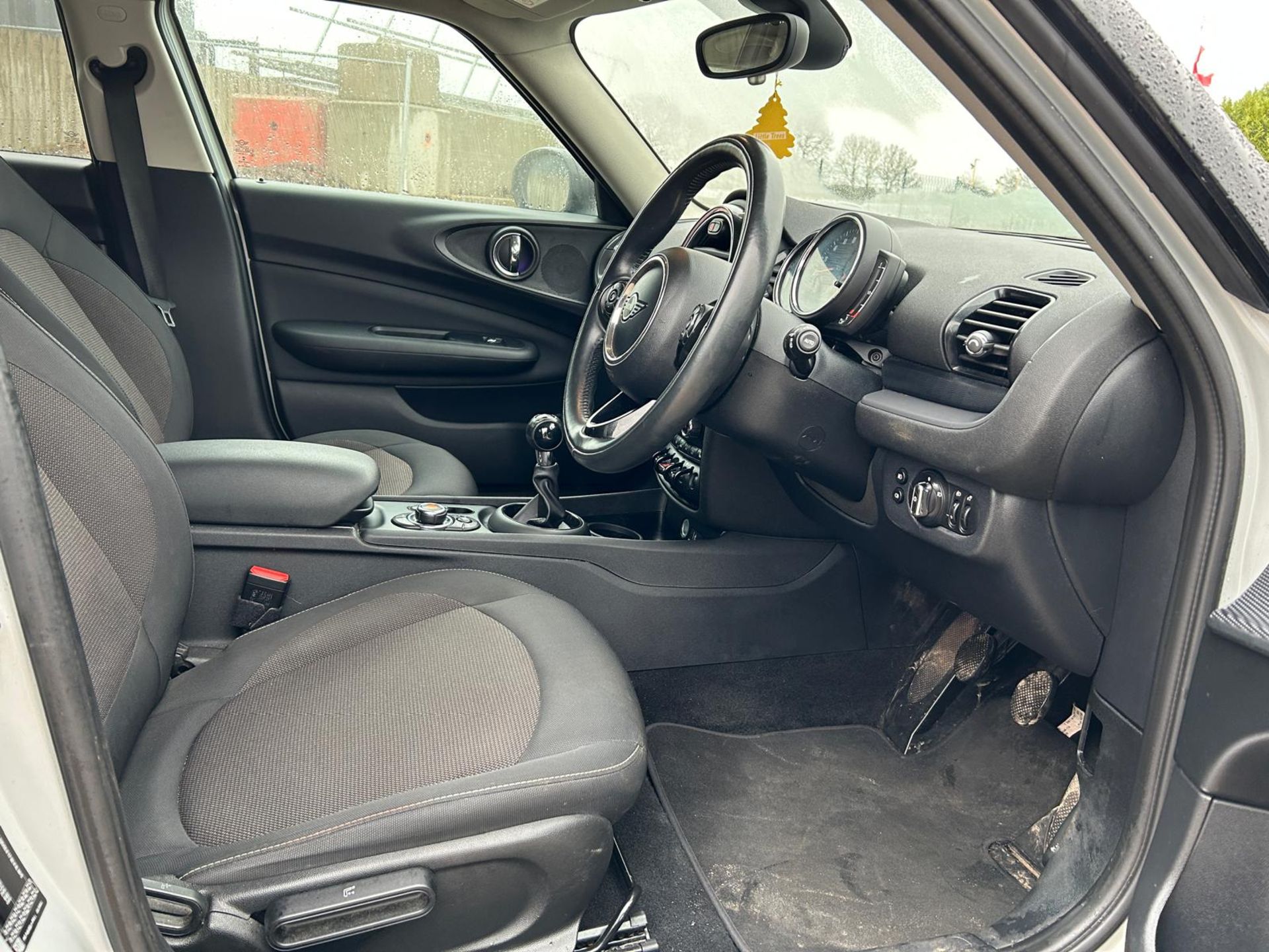 Mini Clubman *Classic Edition* Estate 1.5cc (2020 Model) Air Con - 33K Miles Only - Ulez Complaint - Image 8 of 15