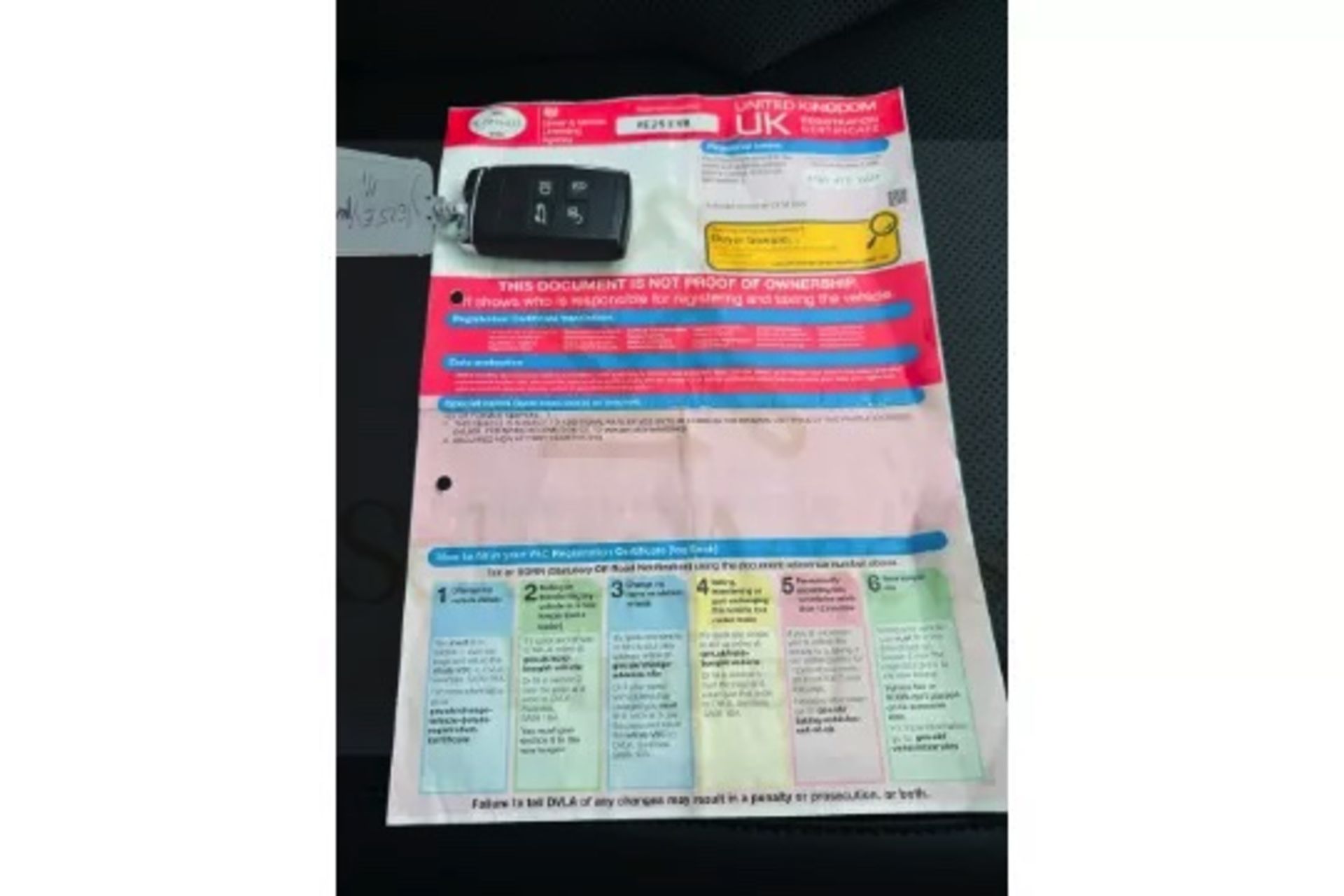 Land Rover Defender 110 3.0d AWD Mhev Automatic - All New 2025 Reg -1 Owner -Only 5k Miles -Pan Roof - Image 33 of 39