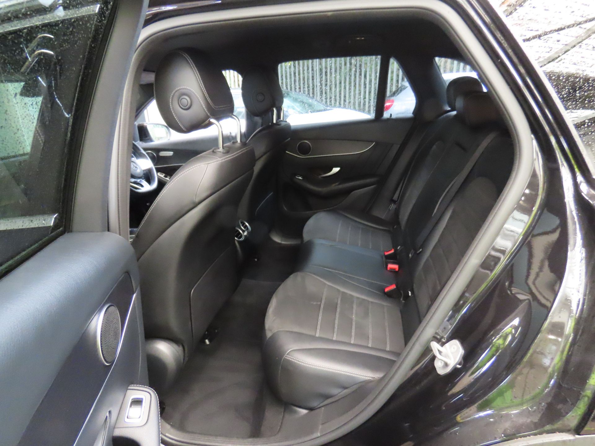 Mercedes GLC 300de 4Matic AMG Line Auto - 2021 Model - Reversing Cam - Sat Nav - 66k Miles Only - Image 10 of 11