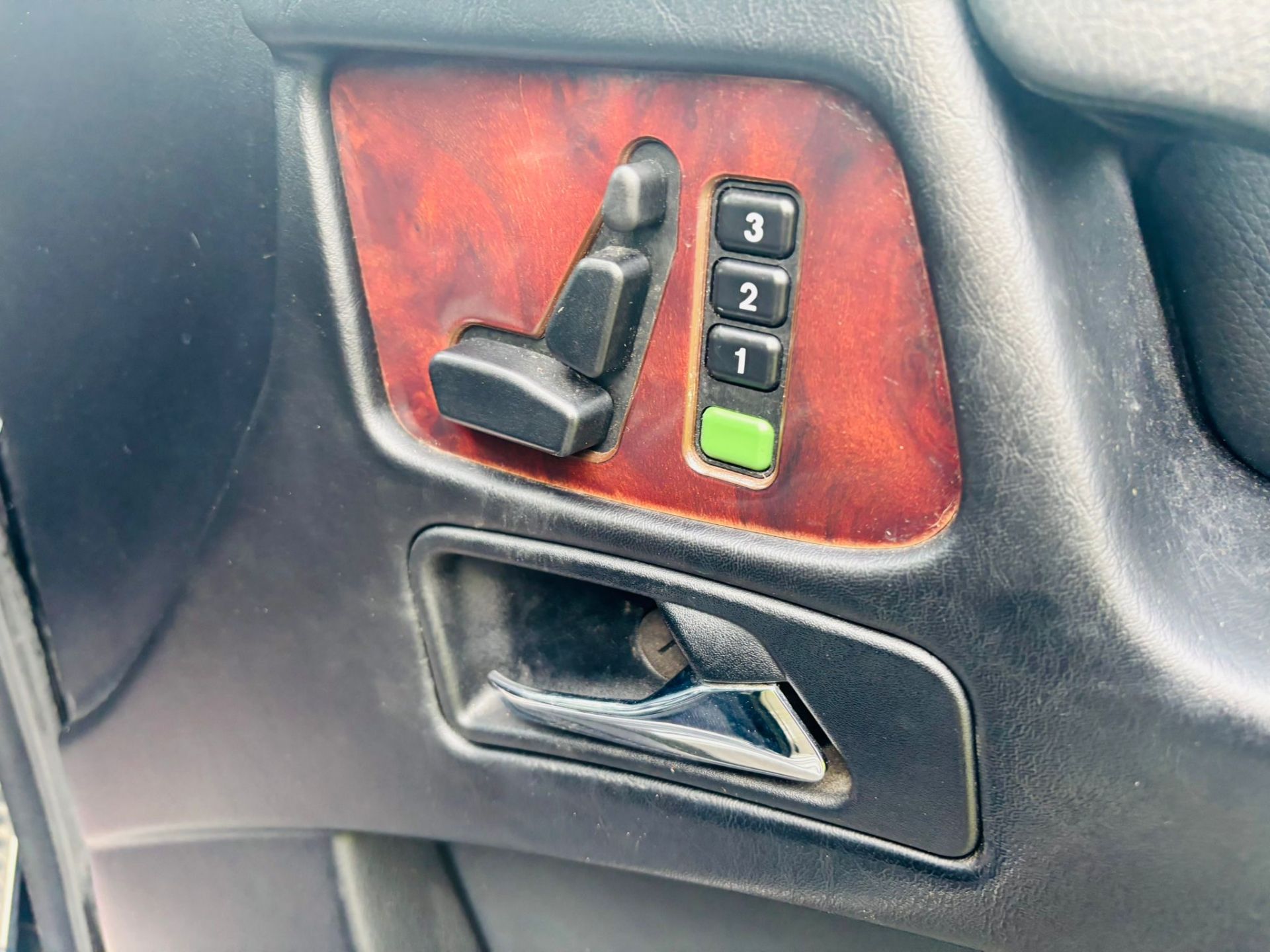 Mercedes Benz G Wagon G350 CDI "Bluetec" 7G Auto - 2012 12 Reg - Reversing Cam - Sat Nav - 80k Miles - Image 24 of 28