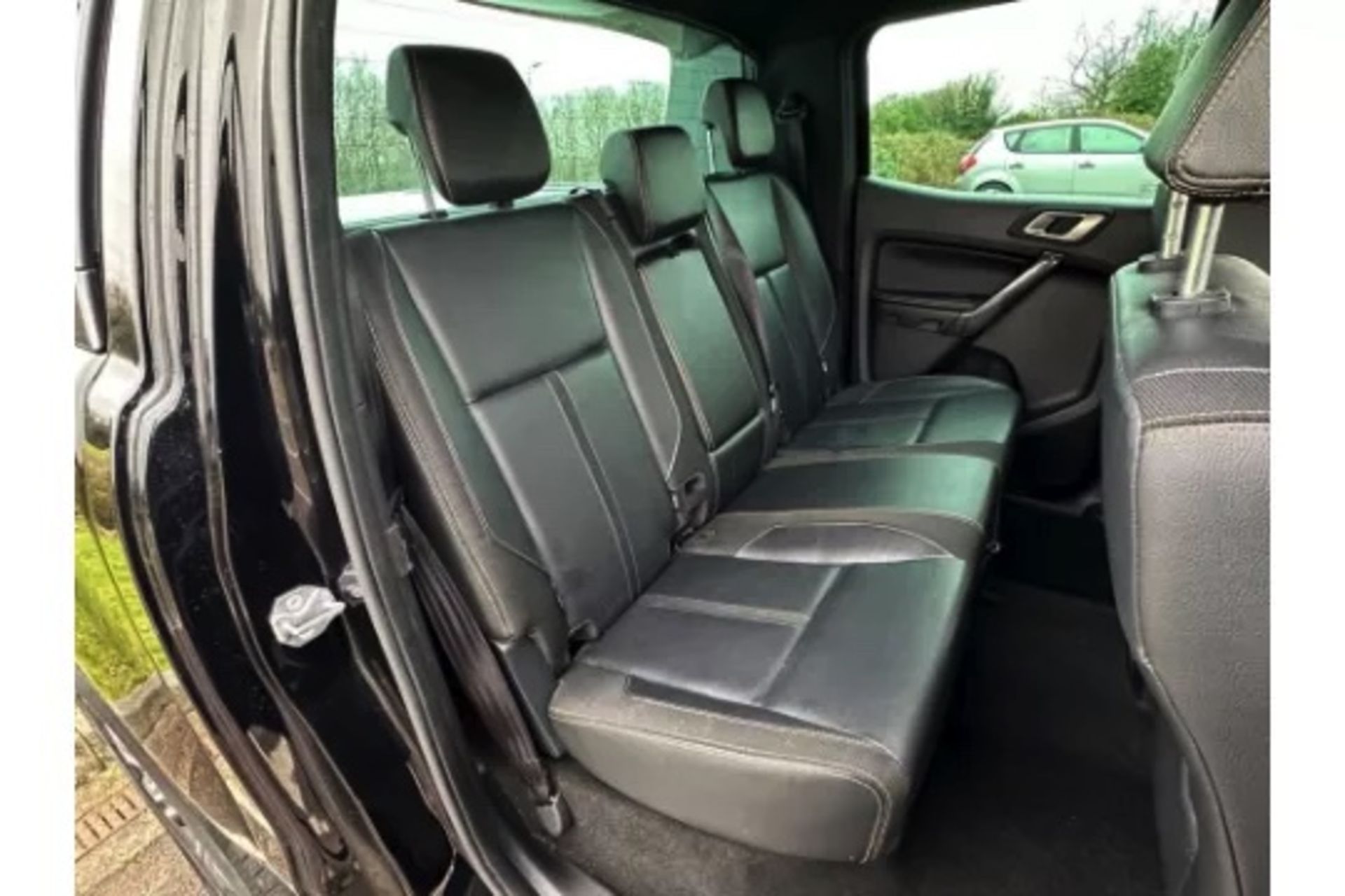 Ford Ranger *Wildtrak Double Cab Pick Up* Automatic- 2021 Model - Only 99k Miles - Ulez Compliant - Image 5 of 9
