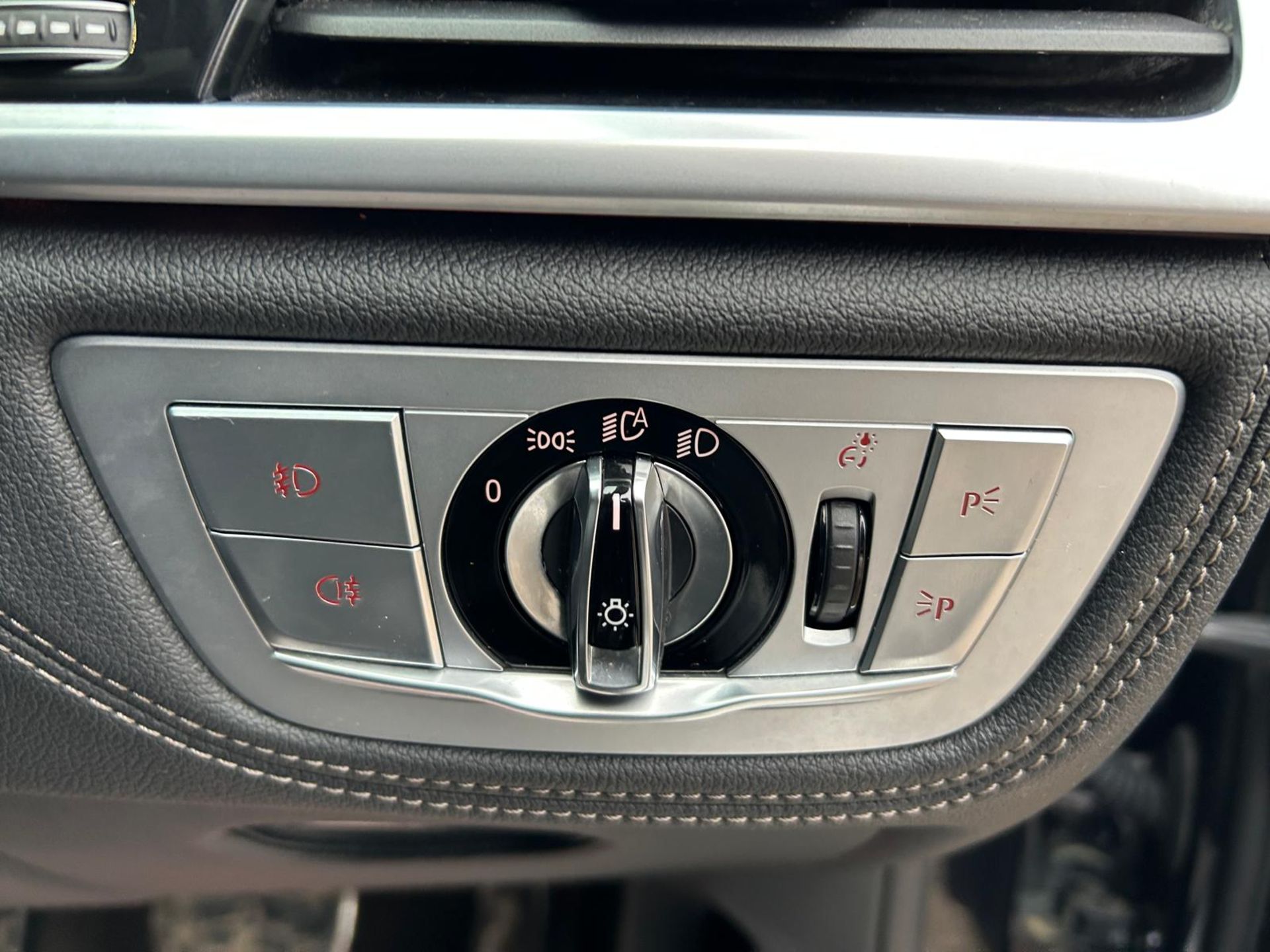 (RESERVE MET)BMW 730D M SPORT AUTO "SALOON" 2018 MODEL - LEATHER - SAT NAV- AIR CON - ONLY 65K MILES - Image 17 of 27