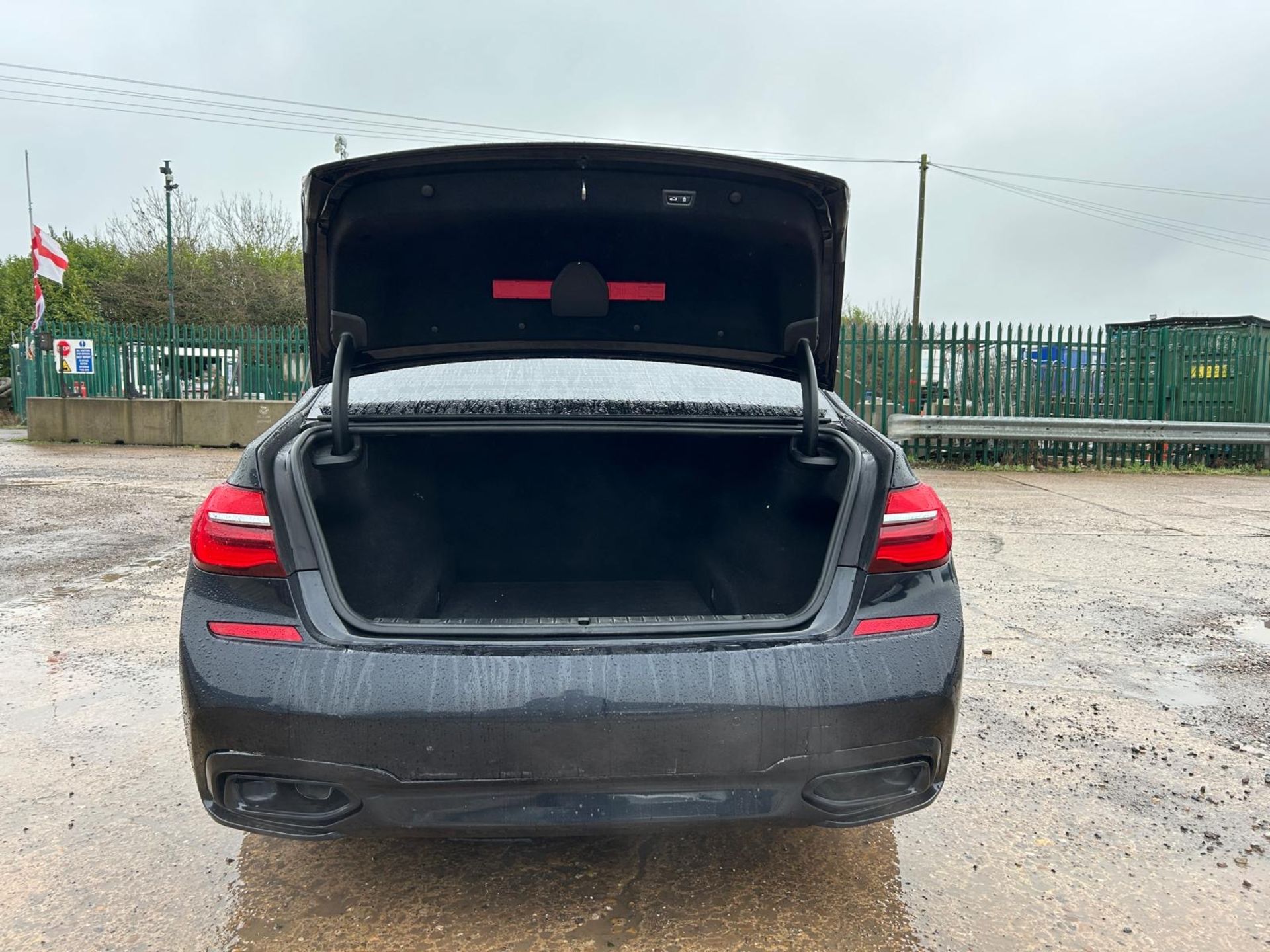 (RESERVE MET)BMW 730D M SPORT AUTO "SALOON" 2018 MODEL - LEATHER - SAT NAV- AIR CON - ONLY 65K MILES - Image 8 of 27