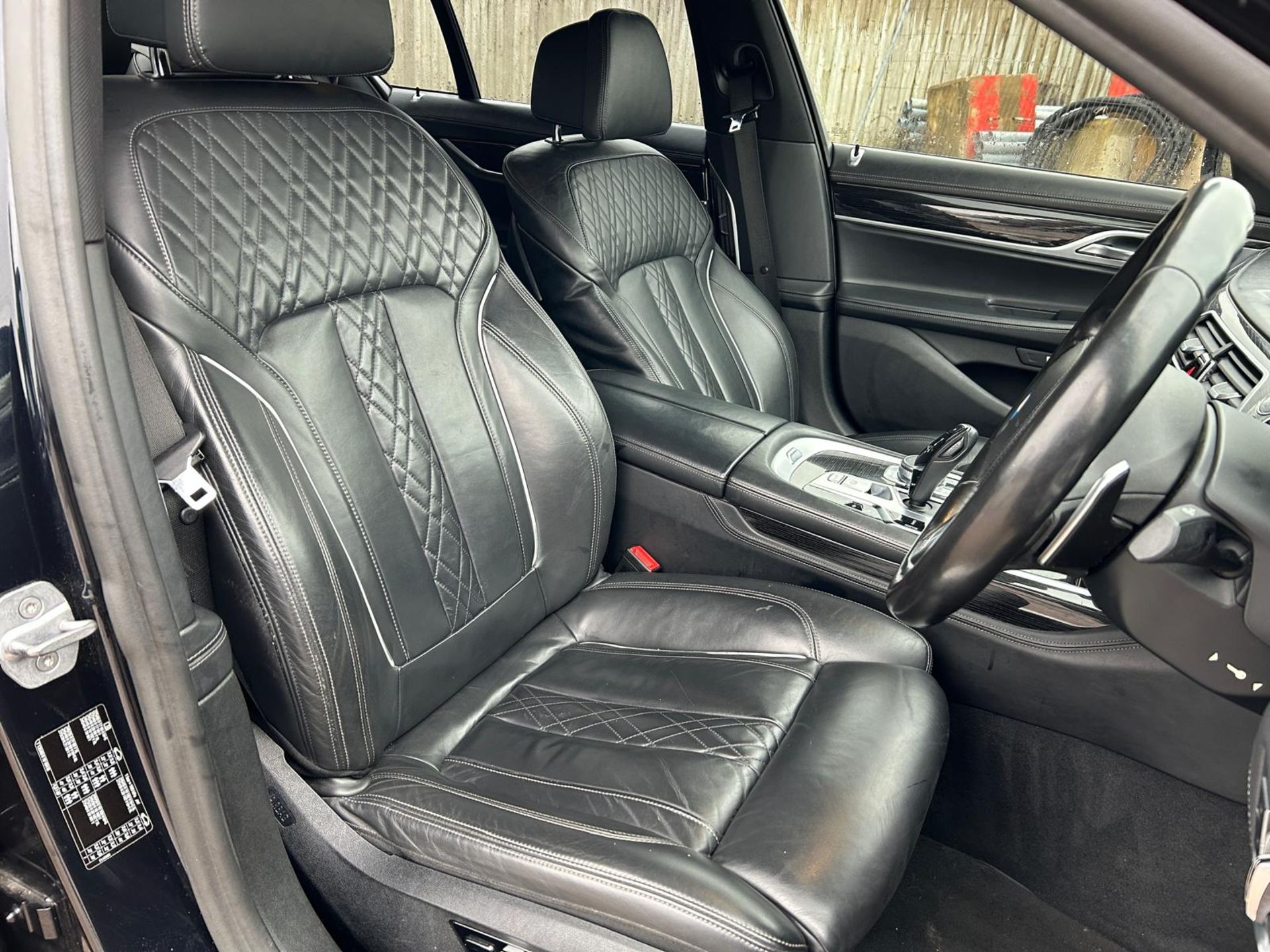 (RESERVE MET)BMW 730D M SPORT AUTO "SALOON" 2018 MODEL - LEATHER - SAT NAV- AIR CON - ONLY 65K MILES - Image 11 of 27