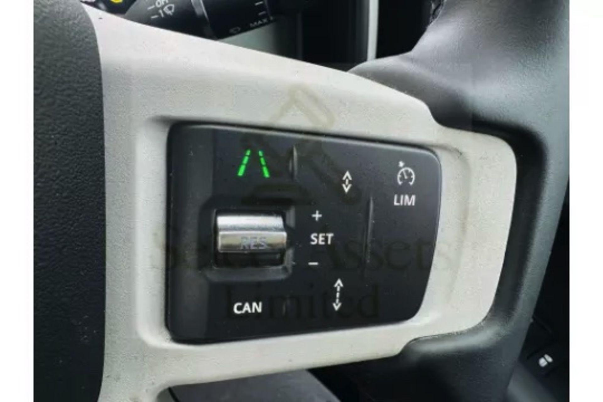 Land Rover Defender 110 3.0d AWD Mhev Automatic - All New 2025 Reg -1 Owner -Only 5k Miles -Pan Roof - Image 22 of 39