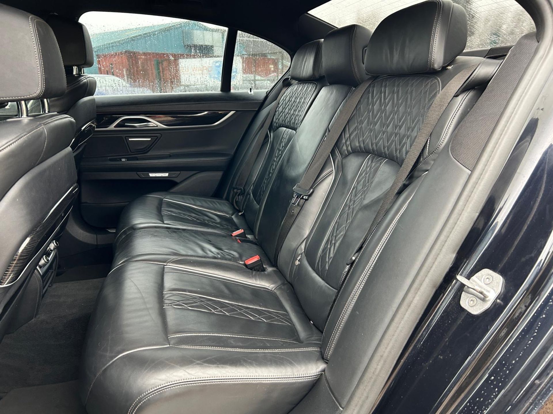 (RESERVE MET)BMW 730D M SPORT AUTO "SALOON" 2018 MODEL - LEATHER - SAT NAV- AIR CON - ONLY 65K MILES - Image 12 of 27