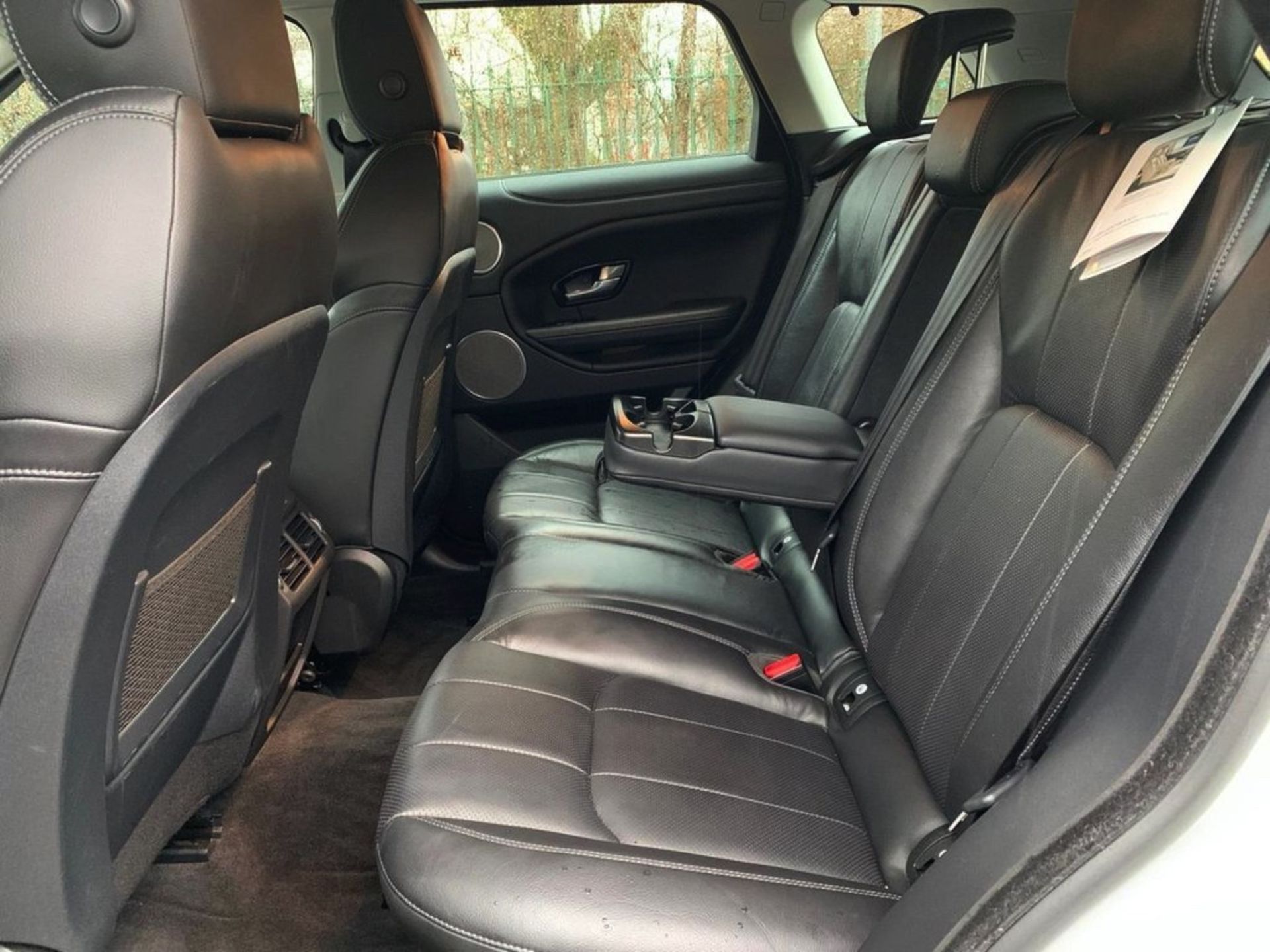"RESERVE MET" RANGE ROVER EVOQUE 2.0 AUTO S/S -"SE TECH"- LEATHER - SAT NAV - AIR CON - - 2x KEYS!!! - Image 4 of 6