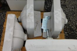(4) Wall Mount Sinks