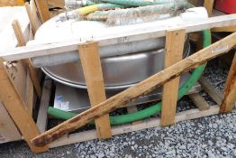 Greenheck Vent Unit w/ Hose