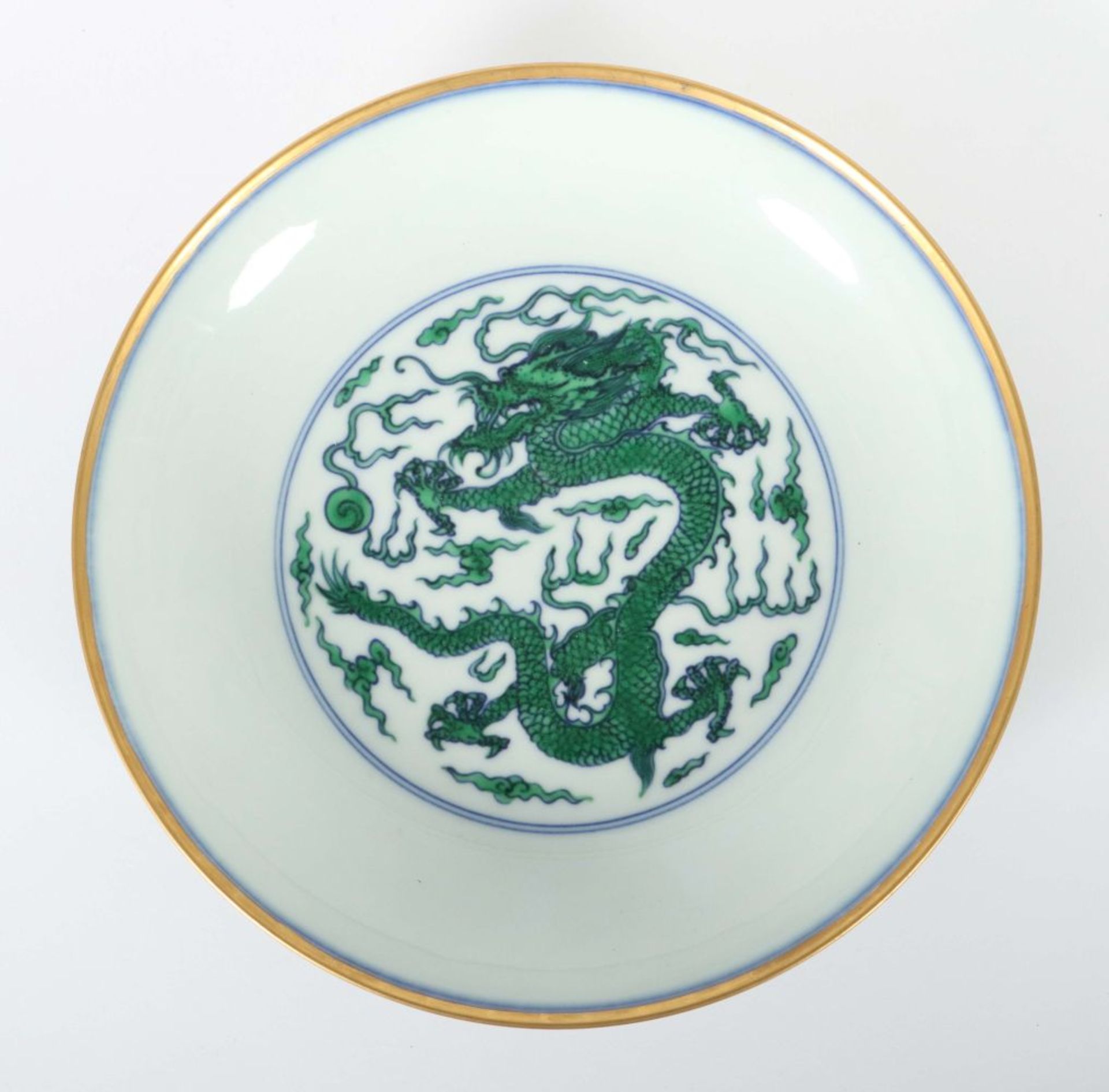 Schale mit Drachendekor China, 20.