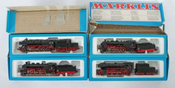 4 Dampfloks mit Tender Märklin, Spur