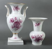Zwei Vasen Ludwigsburg, 20.