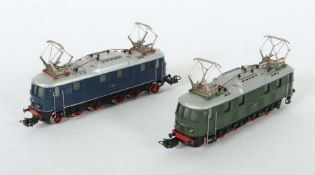 2 E-Loks Märklin, Spur H0, 3023 blau,