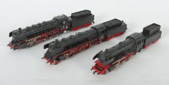 3 Dampfloks mit Tender Märklin, Spur