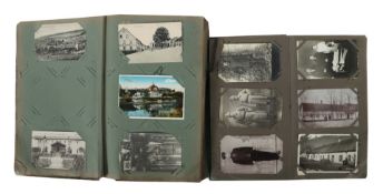 Zwei Postkartenalben 1. Hälfte 20.