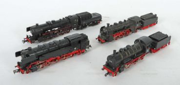 4 Dampfloks Märklin, 1 x 3093, BR 18