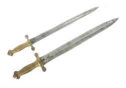 Zwei Kurzschwerter Frankreich, 19.
