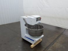 Globe Food Equipment GSM175 175 Lbs Spiral Mixer