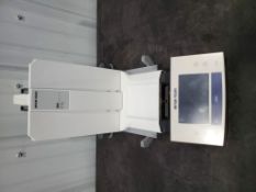 Mettler Toledo XS64 Analytical Balance Scale