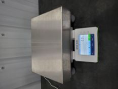 Mettler Toledo XSR16001L Table Top Scale