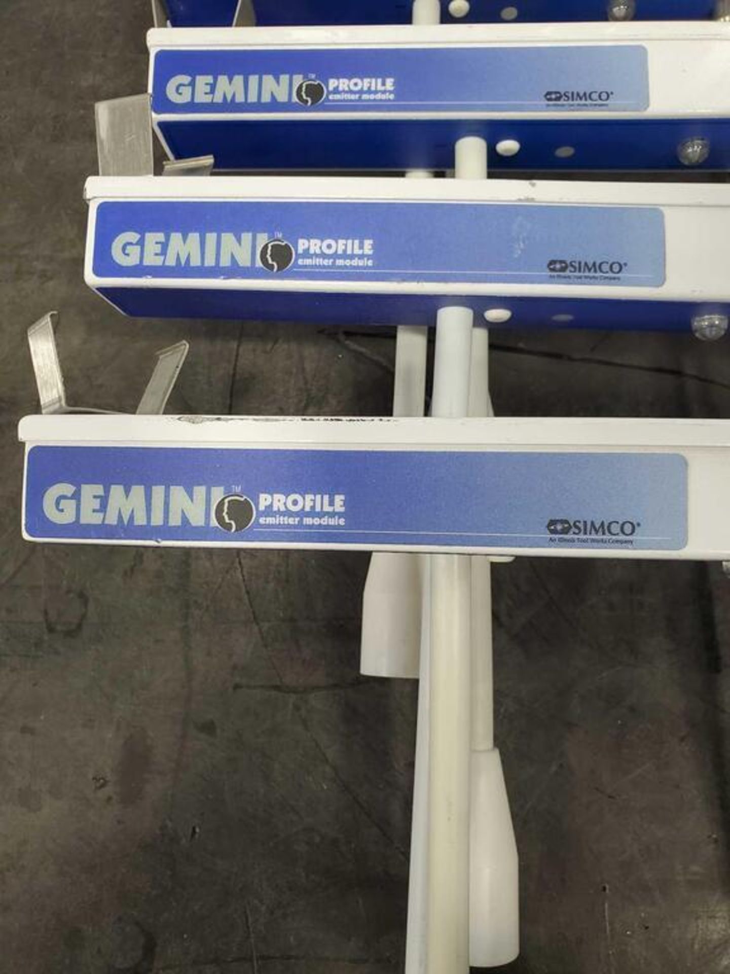 Simco Gemini Profile Emitter Module System - Image 3 of 5