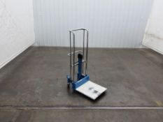880 Pound Capacity Mobile Table lift