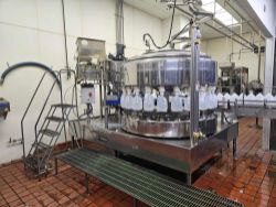 Fogg 20 Head Stainless Steel Filler with 8 Head Capper