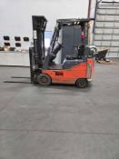 Toyota 8FGCU15 3000 Lb Capacity Forklift