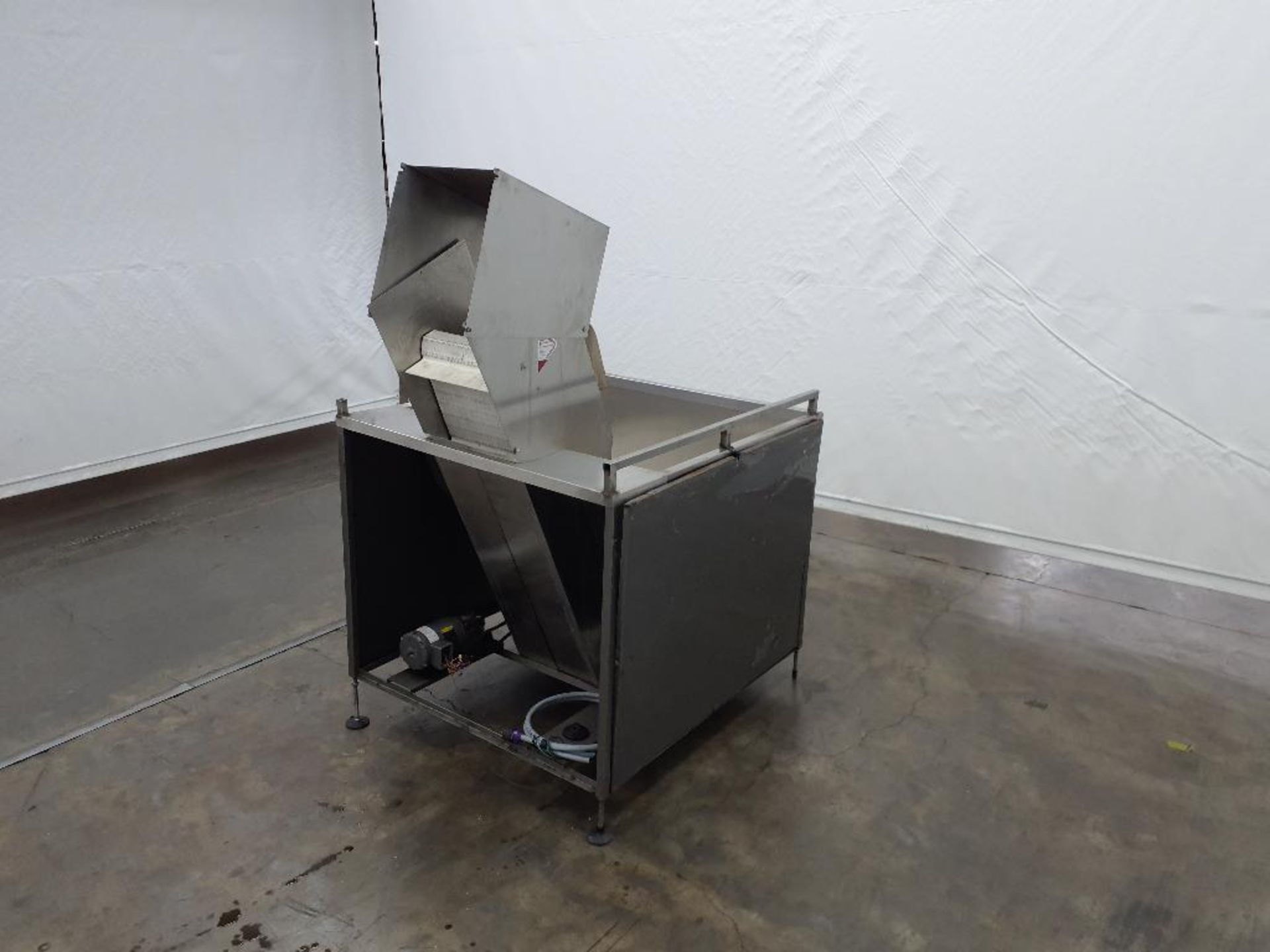 Palace SFMPB-50 Bottle Unscrambler with Hopper - Image 5 of 40