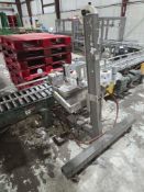 Label-Aire Model: 3111NV-1500 High Speed Pressure-Sensitive Labeler