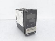 OMRON E5EJ-A2HB-F TEMPERATURE CONTROLLER