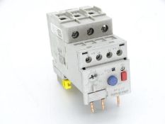ALLEN BRADLEY 193-EECB SERIES B RELAY