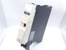 SCHNEIDER ELECTRIC ATV32H037N4 DRIVE