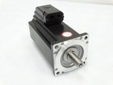 SCHNEIDER ELECTRIC SM-100-50-030-P0-45-S1-B0 SERVO MOTOR