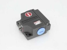 New in Box BALLUFF BNS 813-B02-L12-61-A-22-02-FC SWITCH