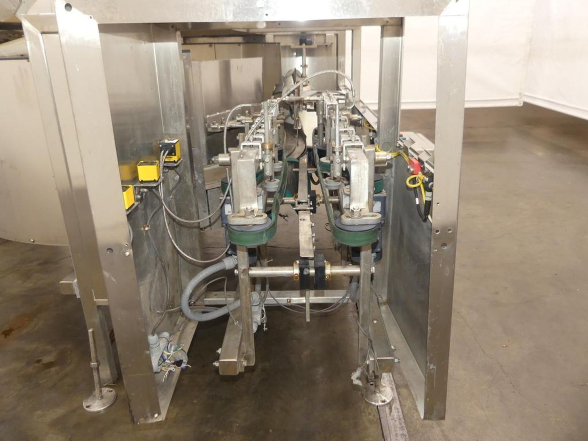 Pace M500 Stainless Steel Automatic Bulk Bottle Unscrambler with Infeed Hopper - Image 8 of 35
