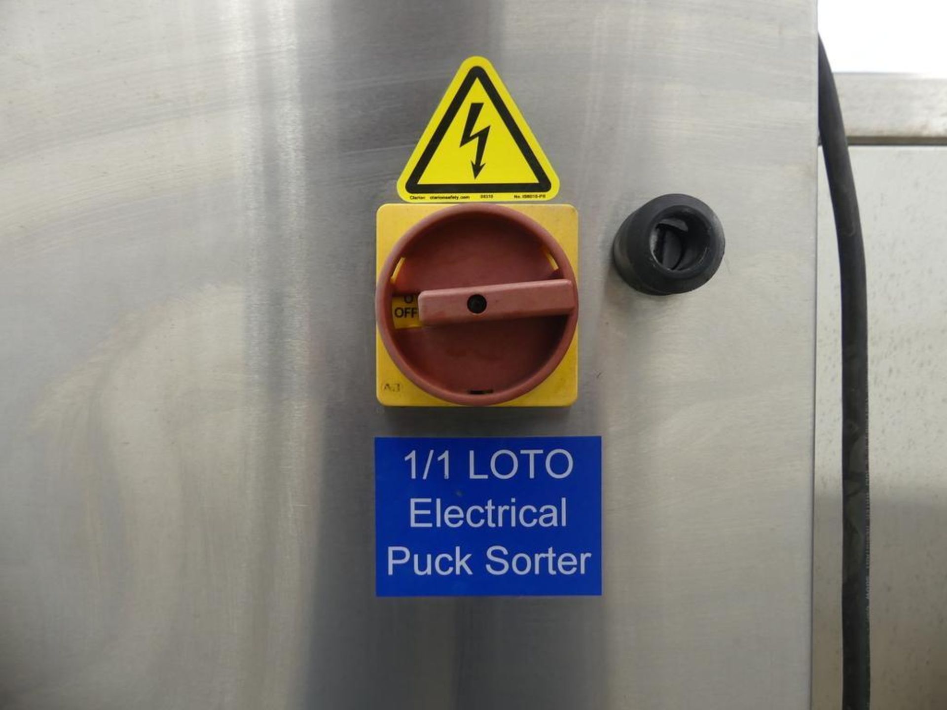 Pace M500 Stainless Steel Automatic Bulk Bottle Unscrambler with Infeed Hopper - Image 23 of 35