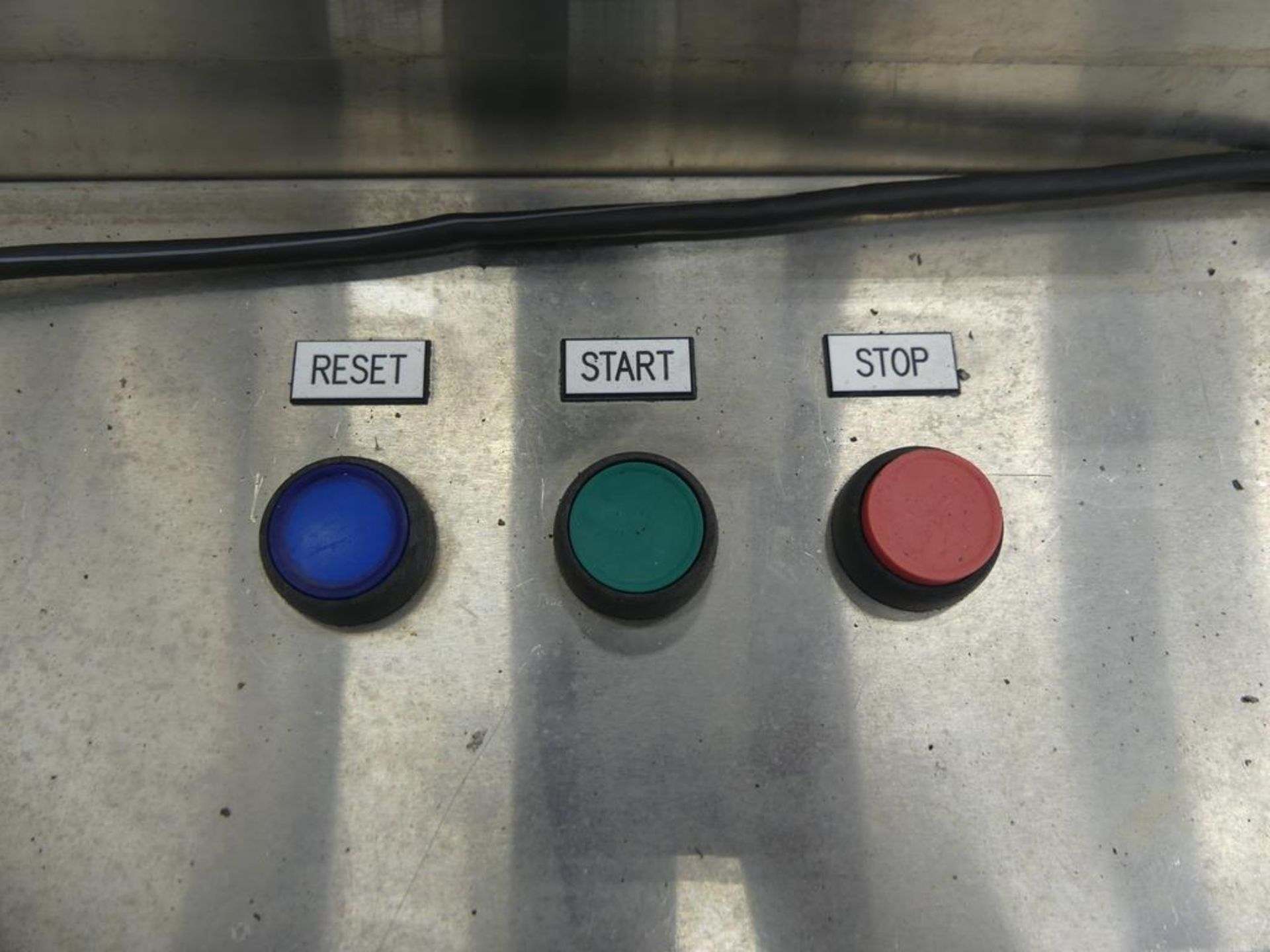 Pace M500 Stainless Steel Automatic Bulk Bottle Unscrambler with Infeed Hopper - Image 17 of 35