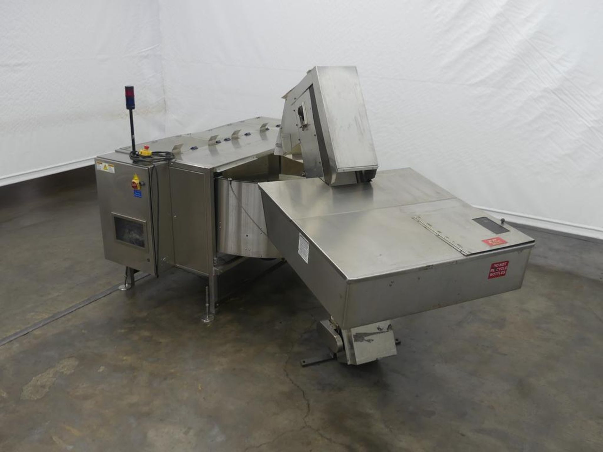 Pace M500 Stainless Steel Automatic Bulk Bottle Unscrambler with Infeed Hopper - Image 4 of 35