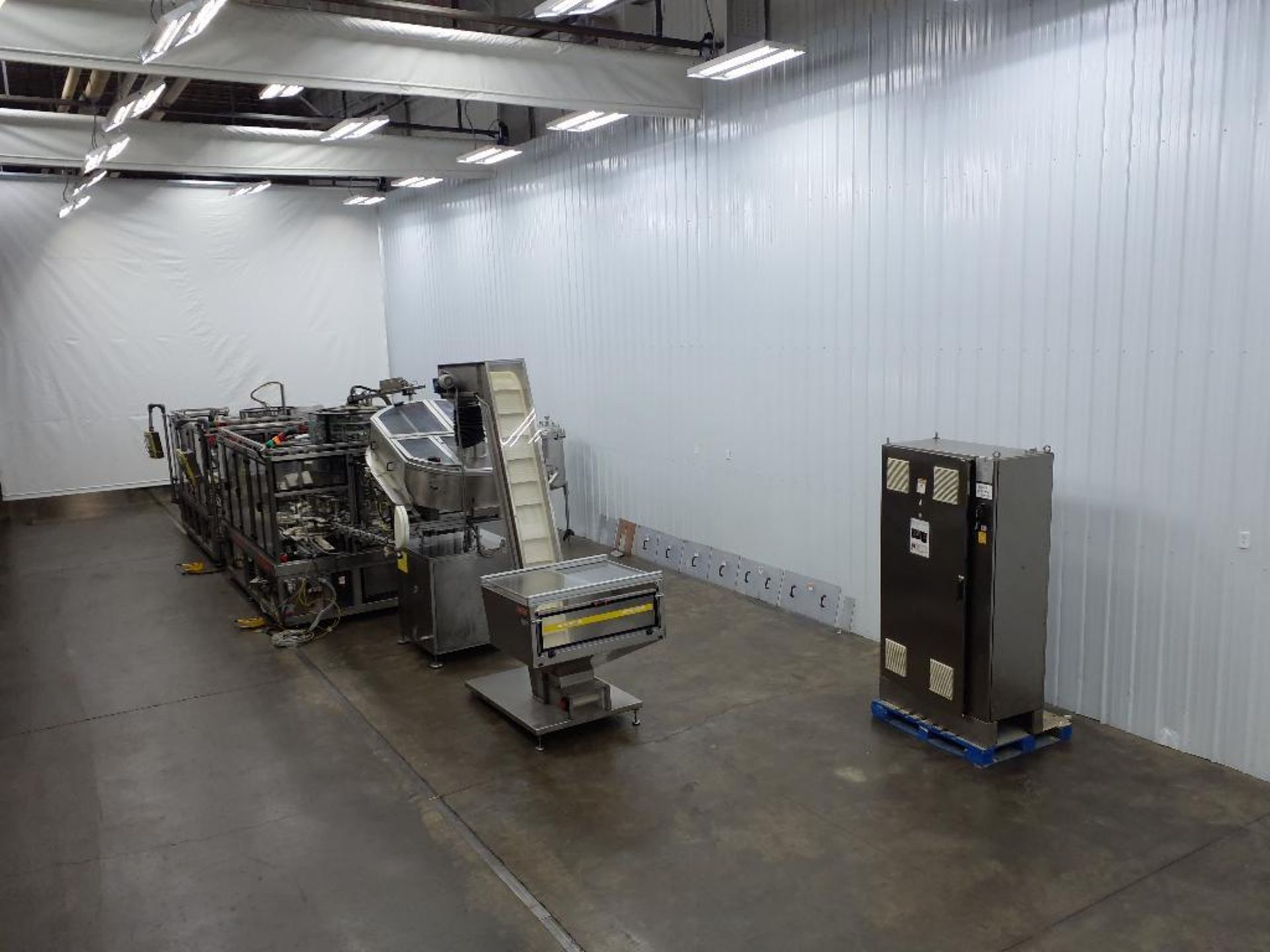 Ronchi Exacta/R/24/12 Monoblock Filling-Capping System - Image 3 of 35