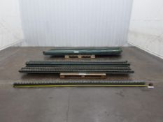 29 Pieces Of Ground Mounted Gravity Skate Wheel Conveyor