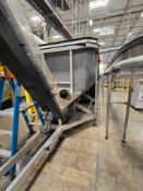 Hopper with Incline Cleated Conveyor