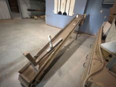 Smooth Belt Incline Conveyor