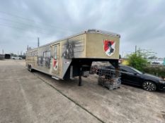 2006 Sundowner T/A Horse Trailer