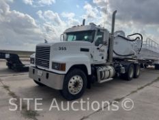 2019 Mack Pinnacle PI64T T/A Day Cab Truck Tractor