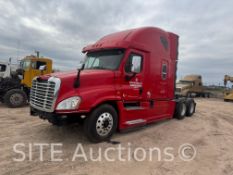 2016 Freightliner Cascadia T/A Sleeper Truck Tractor