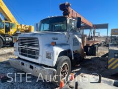 1990 Ford LN7000 S/A Crane Truck
